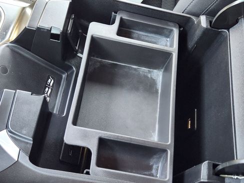 Used 2024 Chevrolet Silverado 1500 LT Trail Boss w/ Convenience Package II image 24