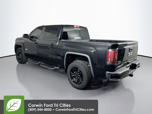 Used 2018 GMC Sierra 1500 SLT w/ All Terrain X Package AWD/4WD image 11