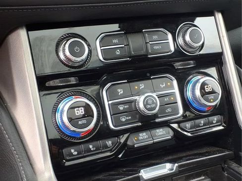 Used 2023 GMC Yukon Denali w/ Max Trailering Package AWD/4WD image 10