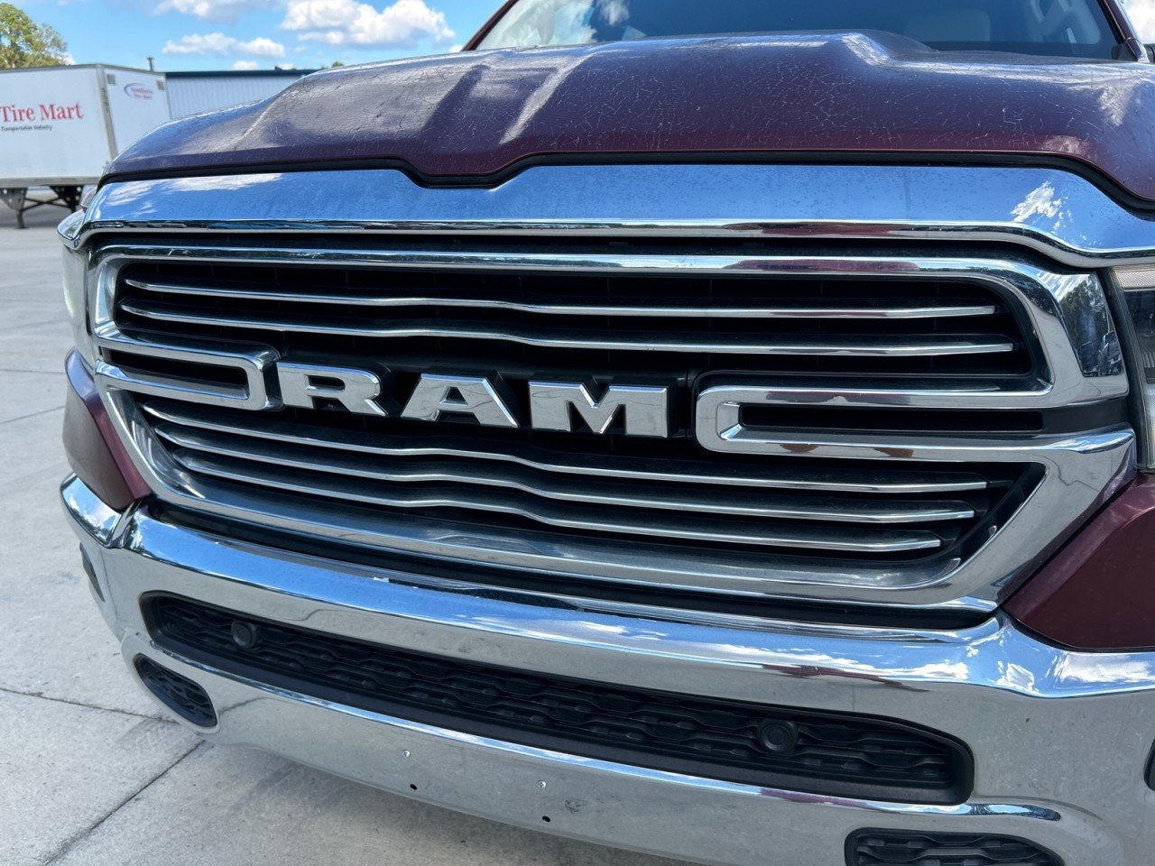 Used 2019 RAM 1500 Laramie AWD/4WD image 9