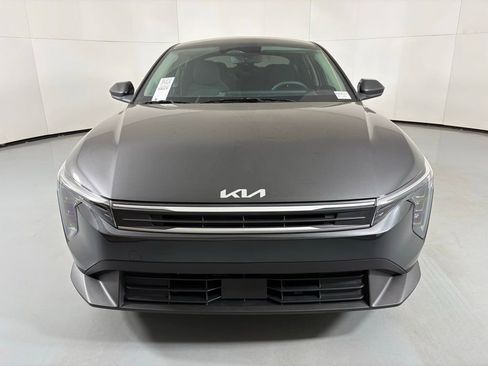 New 2026 Kia K4 LXS image 3