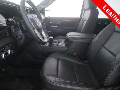 Used 2024 GMC Sierra 1500 Denali AWD/4WD image 17