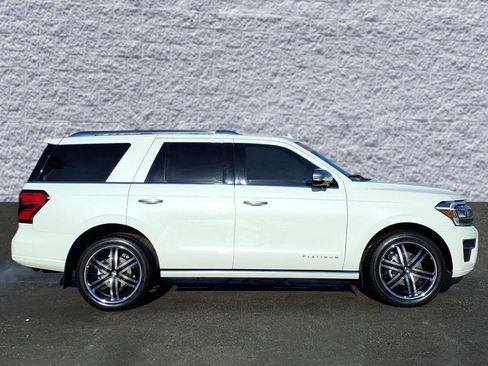 Certified 2023 Ford Expedition Platinum image 2