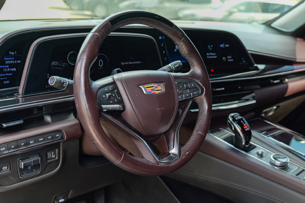 Used 2024 Cadillac Escalade ESV Premium Luxury Platinum AWD/4WD image 24