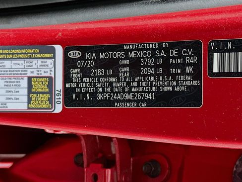 Used 2021 Kia Forte LXS FWD image 29
