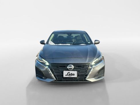 Used 2023 Nissan Altima 2.5 SV image 8