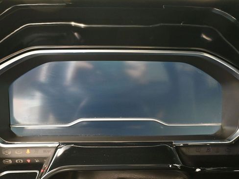 Used 2023 Chevrolet Silverado 1500 LT image 34