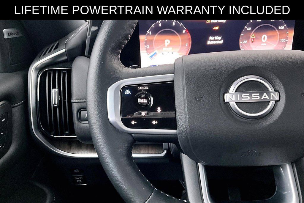 Used 2025 Nissan Armada SL AWD/4WD image 26