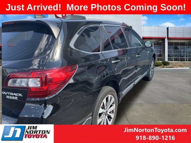 Used 2017 Subaru Outback 2.5i Touring w/ Popular Package #5A AWD/4WD image 6