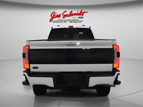 Used 2025 Ford F350 Platinum image 5