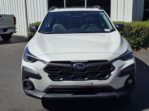 Certified 2025 Subaru Crosstrek 2.5i Limited w/ Crosstrek Mirror Package AWD/4WD image 2