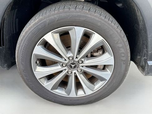 Used 2020 Mercedes-Benz GLE 450 4MATIC image 33