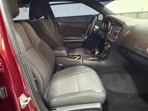 Used 2017 Dodge Charger R/T RWD image 20