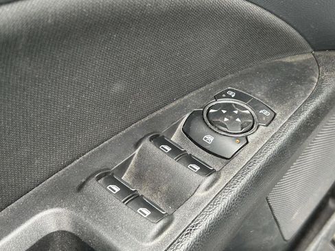 Used 2020 Ford Fusion SE FWD image 13