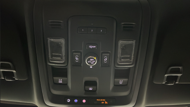 Used 2023 GMC Yukon Denali AWD/4WD image 34
