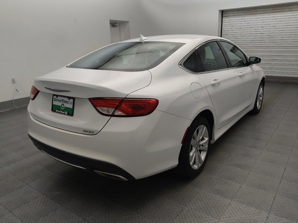 Used 2016 Chrysler 200 Limited Platinum w/ Comfort & Convenience Group FWD image 9