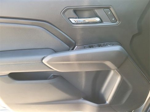 New 2025 Chevrolet Colorado LT image 21