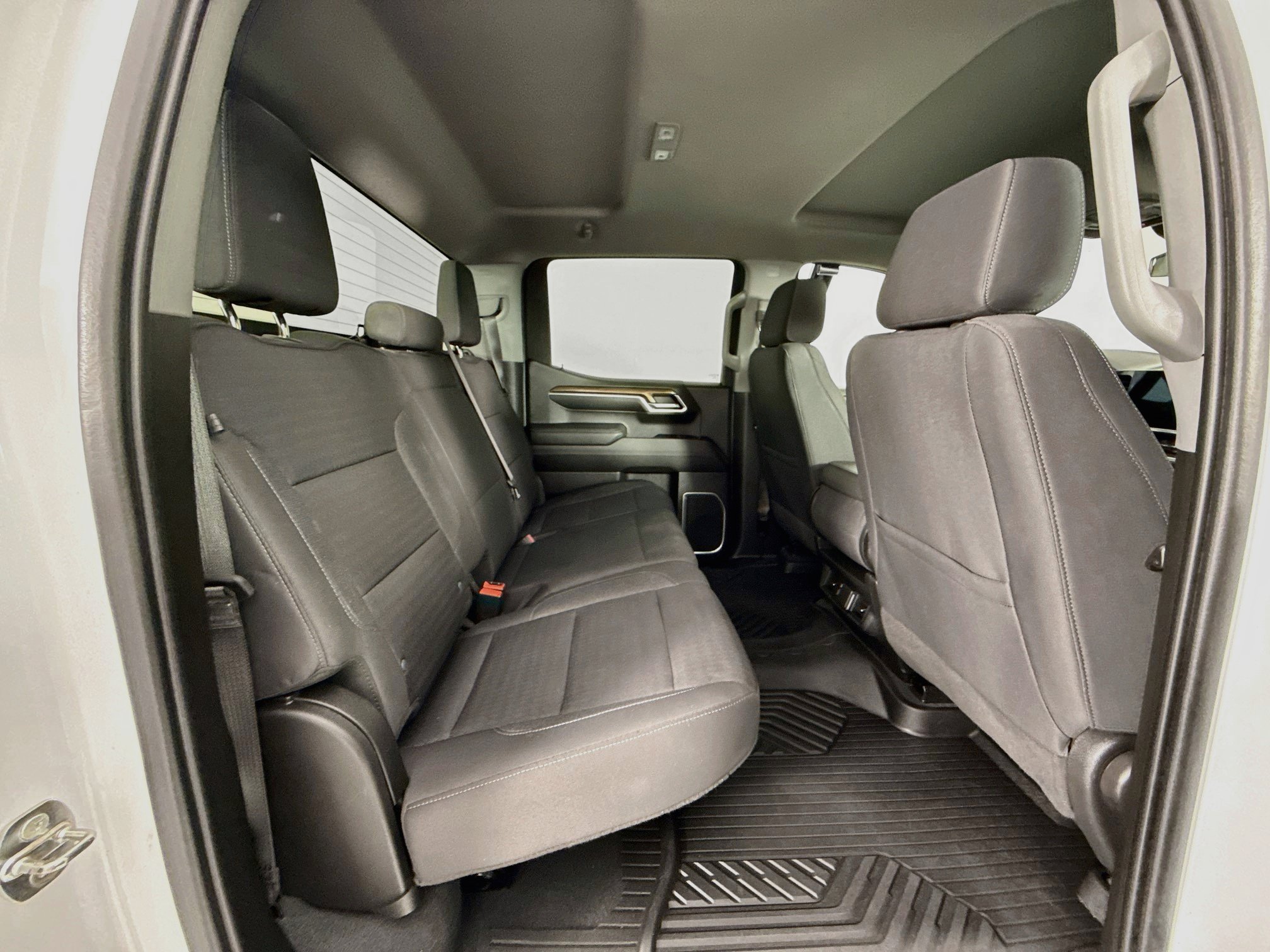 Certified 2022 Chevrolet Silverado 1500 RST AWD/4WD image 27