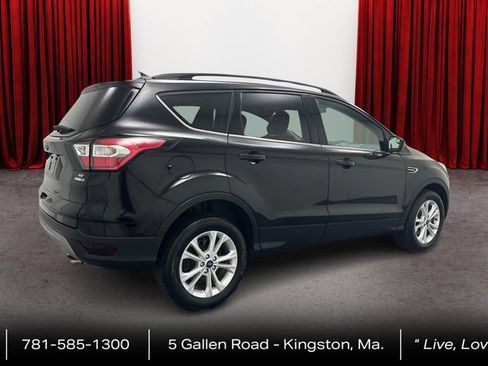 Used 2018 Ford Escape SE w/ SE Sync 3 Package AWD/4WD image 5