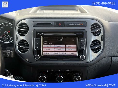 Used 2012 Volkswagen Tiguan S image 15