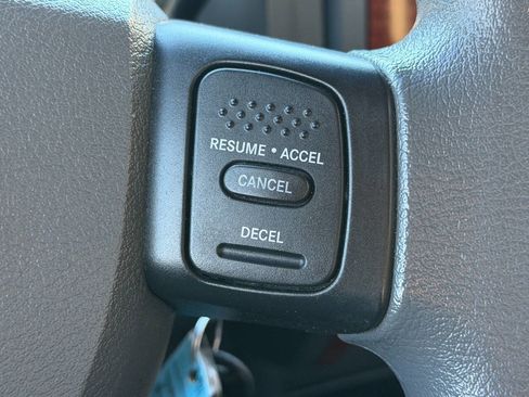 Used 2005 Dodge Dakota SLT image 28