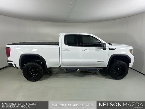 Used 2022 GMC Sierra 1500 Elevation w/ Preferred Package AWD/4WD image 5