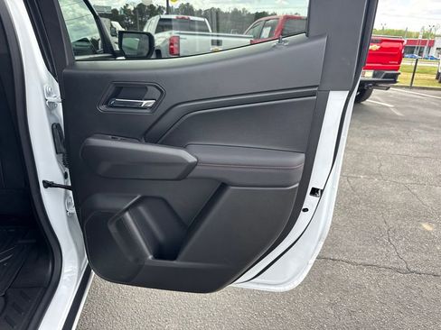 New 2026 Chevrolet Colorado Z71 w/ Z71 Convenience Package 2 AWD/4WD image 17