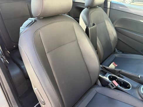 Used 2014 Volkswagen Beetle 2.5 image 37