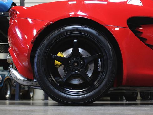Used 2005 Lotus Elise image 11