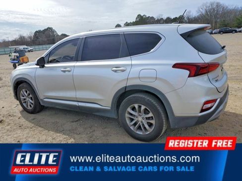 Used 2019 Hyundai Santa Fe SE image 3