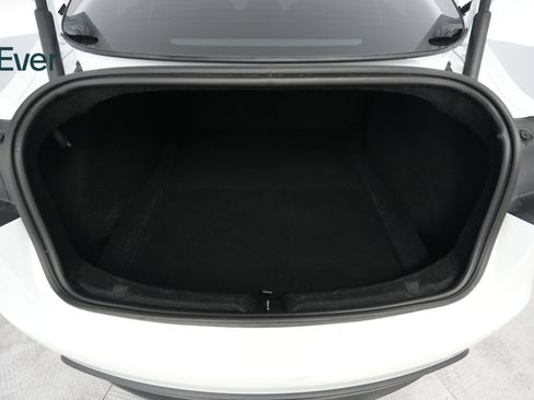 Used 2025 Tesla Model 3 Long Range RWD image 8