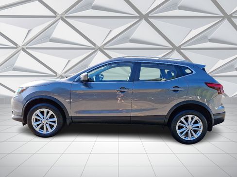 Used 2017 Nissan Rogue Sport SV image 6