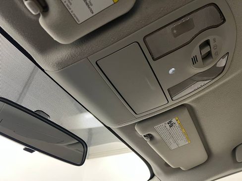 Used 2012 Toyota Prius Three image 24