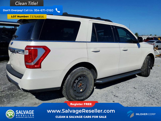 Used 2018 Ford Expedition XLT w/ Equipment Group 202A RWD image 4