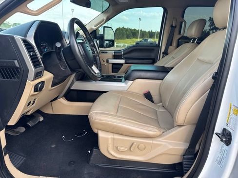 Used 2020 Ford F250 Lariat w/ Lariat Ultimate Package AWD/4WD image 12