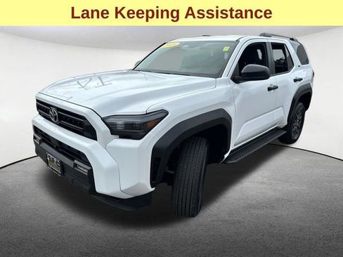 Certified 2025 Toyota 4Runner SR5 AWD/4WD image 6