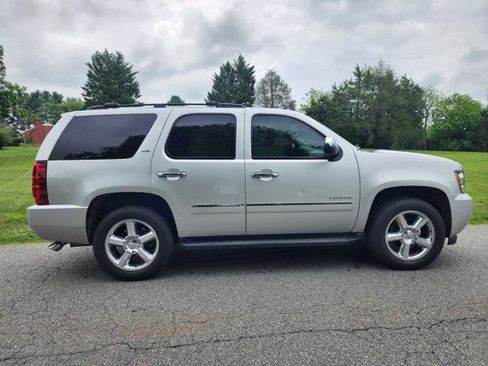 Used 2013 Chevrolet Tahoe LTZ AWD/4WD image 5