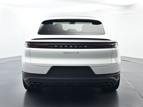 Certified 2024 Porsche Cayenne S AWD/4WD image 13