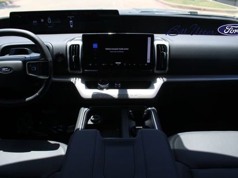 New 2027 Ford Expedition Active RWD image 12