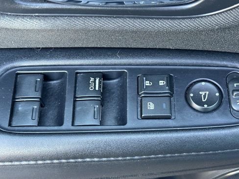 Used 2020 Honda HR-V Sport image 11