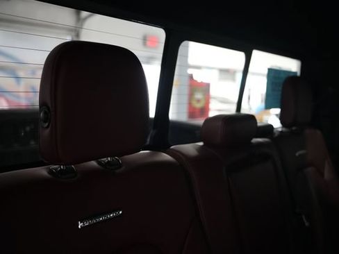 Used 2019 Ford F150 Platinum w/ Equipment Group 701A Luxury AWD/4WD image 19