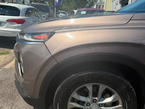 Used 2019 Hyundai Santa Fe SE FWD image 12