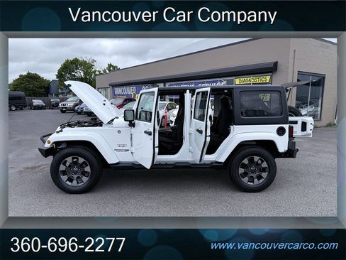 Used 2018 Jeep Wrangler Unlimited Sahara AWD/4WD image 11