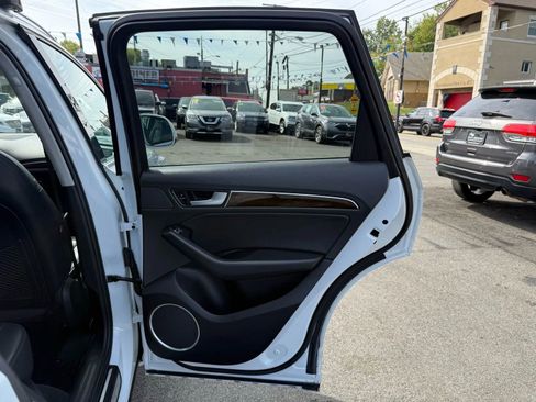 Used 2013 Audi Q5 3.0T Premium Plus w/ Audi MMI Navigation Plus Pkg image 47