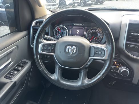 Used 2019 RAM 1500 Big Horn AWD/4WD image 13