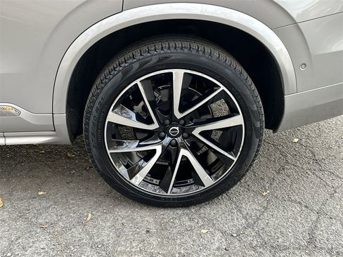 Certified 2023 Volvo XC90 B6 Plus w/ Protection Package Premier image 11