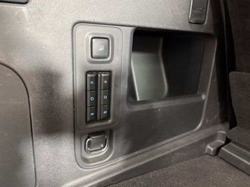 Used 2025 Ford Expedition Platinum AWD/4WD image 50