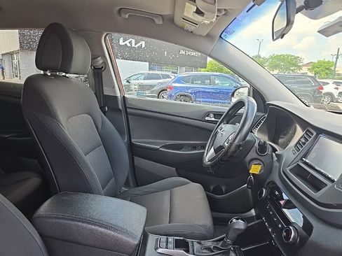 Used 2017 Hyundai Tucson SE w/ SE Popular Package 02 AWD/4WD image 33