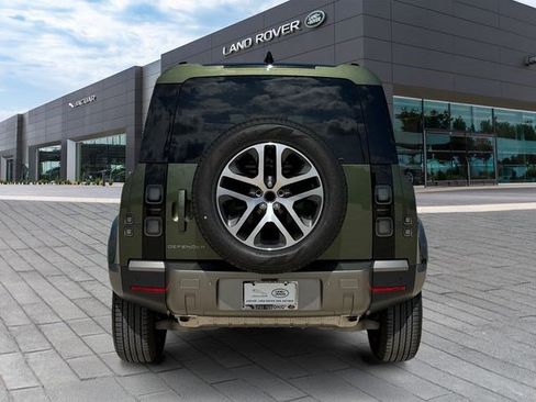 New 2026 Land Rover Defender 110 S AWD/4WD image 4