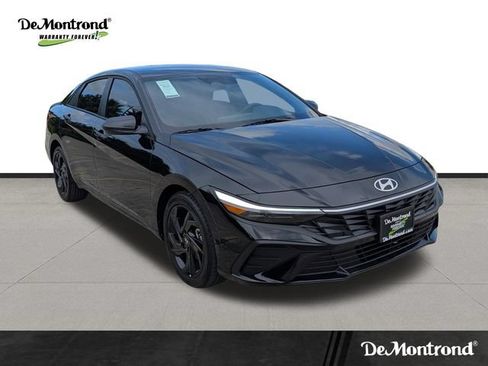 New 2026 Hyundai Elantra Sport FWD image 3